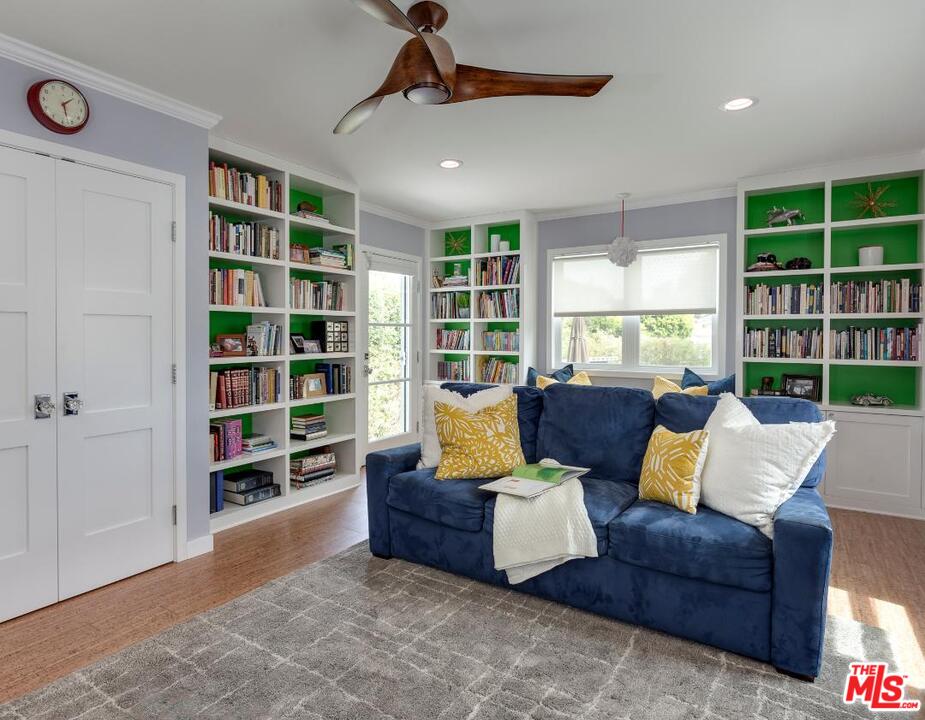 1706 Preuss Road Los Angeles, CA 90035 - Photo 17 of 23 Gallery Image 17