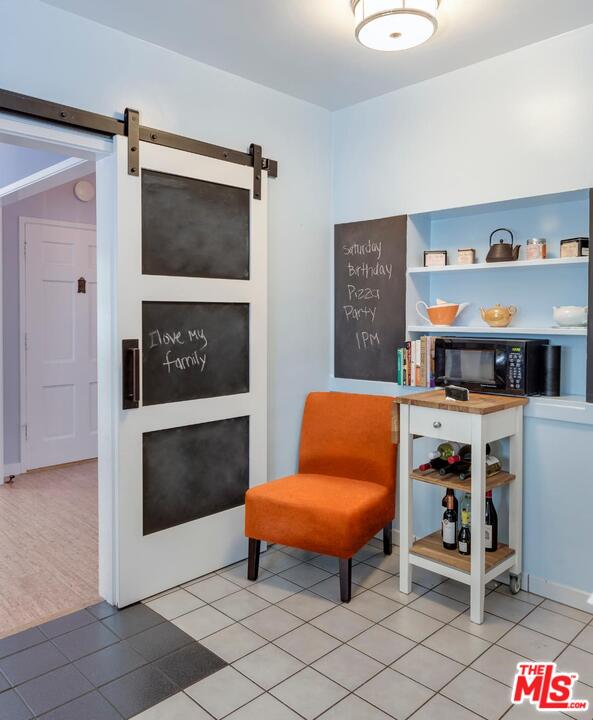 1706 Preuss Road Los Angeles, CA 90035 - Photo 4 of 23 Gallery Image 4