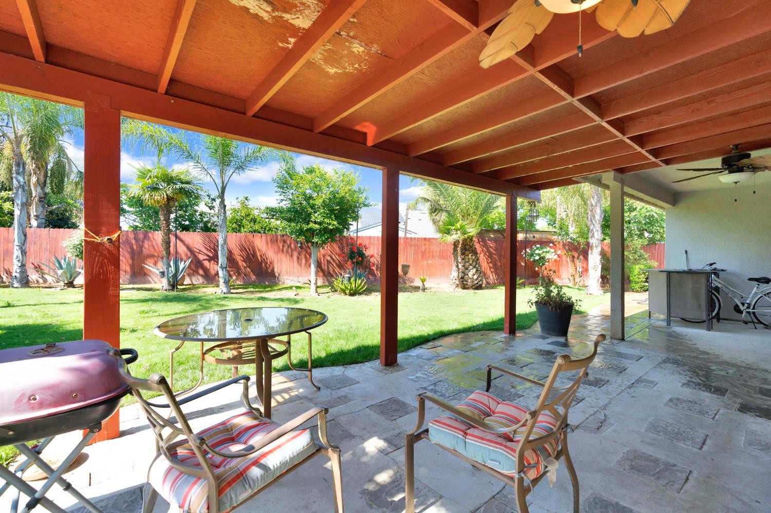 1350 East Jefferson Circle Reedley, CA 93654 - Photo 29 of 31