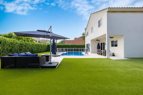 $1,050,000 | 7380 Northwest 68th Way, Parkland, FL 33067