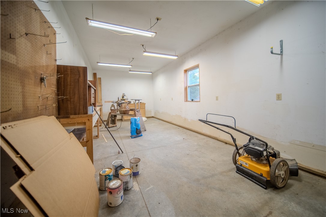 698 Albert Horning Road Atwater, OH 44201 - Photo 10 of 40 View of garage