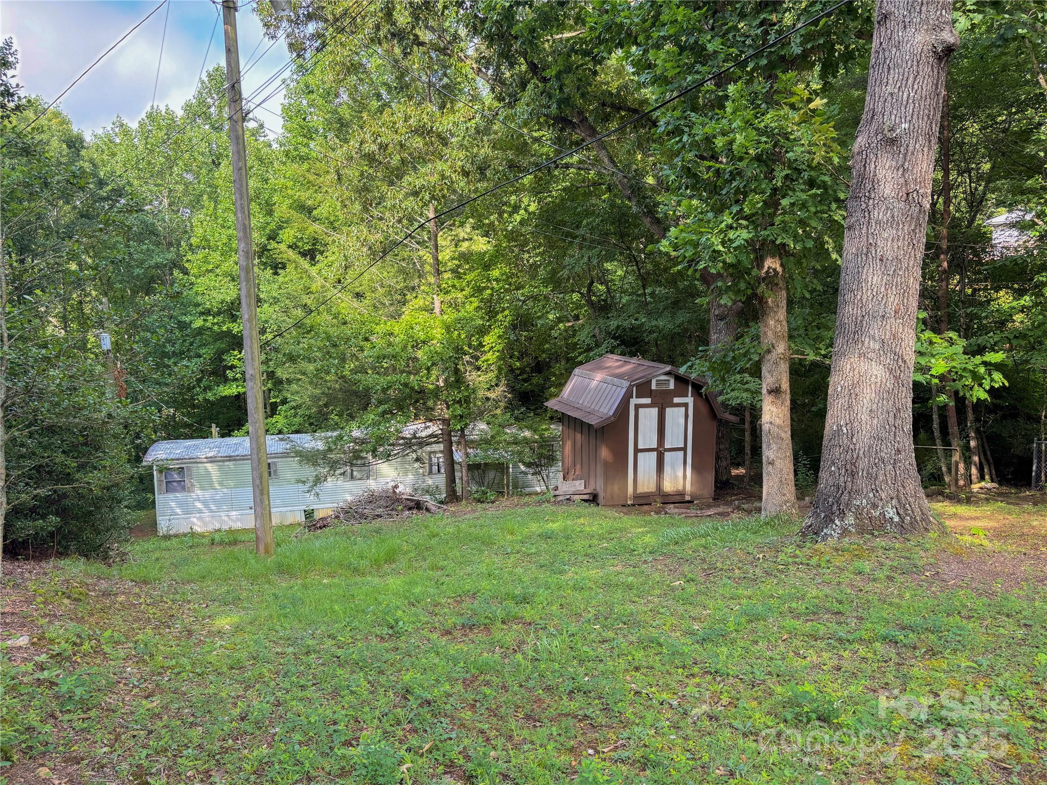 661 Black Hill Road Bryson City, NC 28713 - Photo 14 of 24 Gallery Image 14