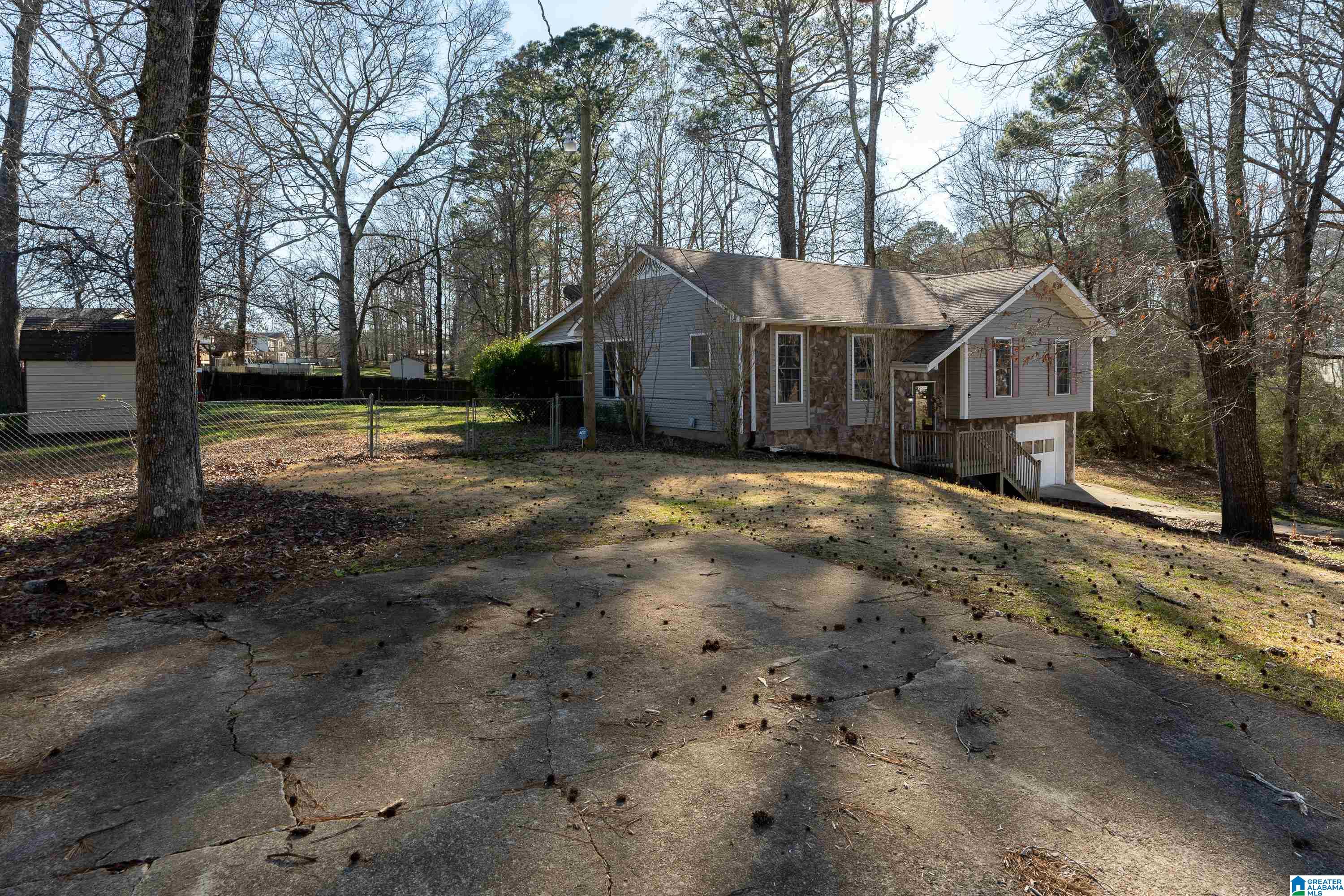 3253 Churchview Way Bessemer, AL 35023 - Photo 3 of 32