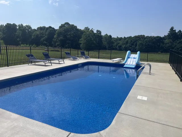 $339,900 | 341 Trent Road, Lafayette, TN 37083