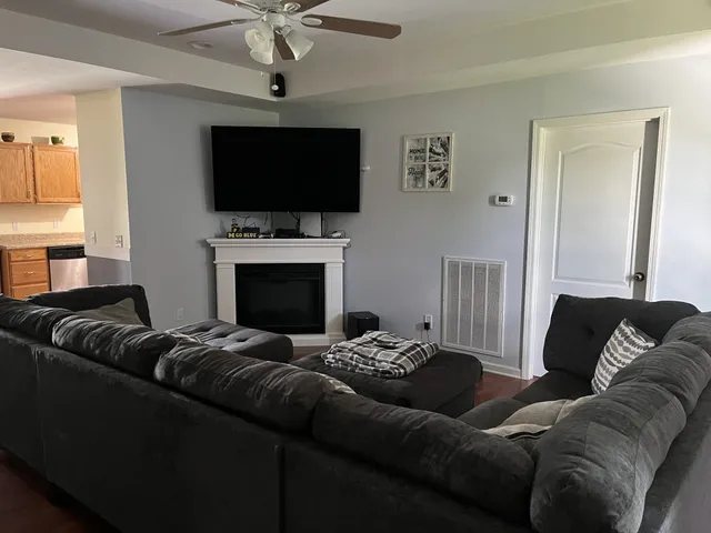 $339,900 | 341 Trent Road, Lafayette, TN 37083