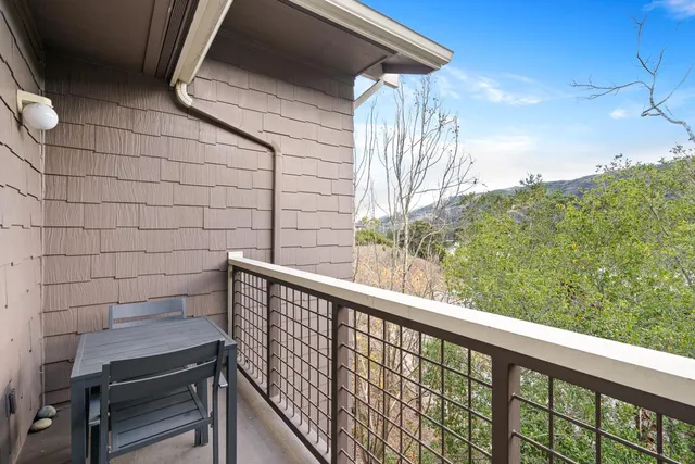 $788,000 | 833 Swallowtail Court, Brisbane, CA 94005