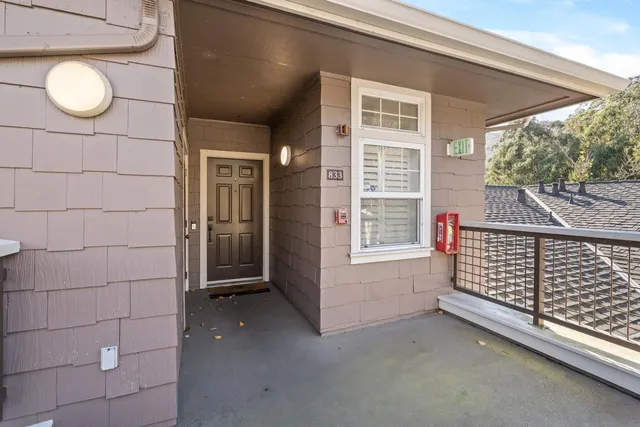 $788,000 | 833 Swallowtail Court, Brisbane, CA 94005