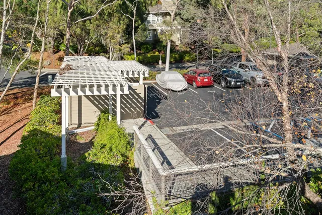 $788,000 | 833 Swallowtail Court, Brisbane, CA 94005