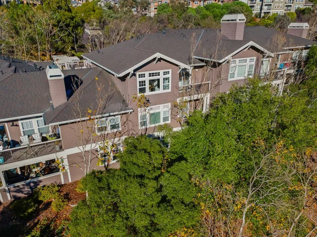 $788,000 | 833 Swallowtail Court, Brisbane, CA 94005