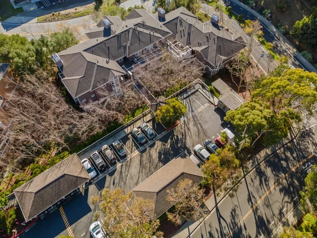 $788,000 | 833 Swallowtail Court, Brisbane, CA 94005