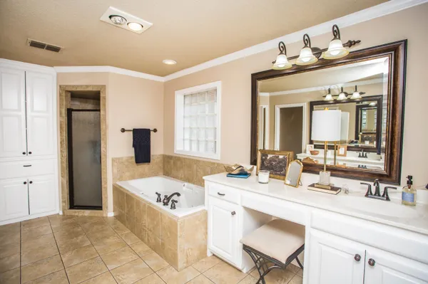 $325,000 | 9806 Elkhart Avenue, Lubbock, TX 79424