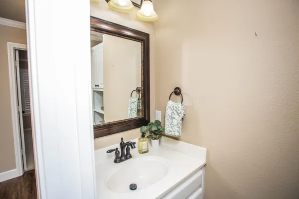 $325,000 | 9806 Elkhart Avenue, Lubbock, TX 79424