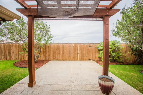 $325,000 | 9806 Elkhart Avenue, Lubbock, TX 79424