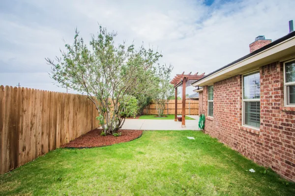 $325,000 | 9806 Elkhart Avenue, Lubbock, TX 79424