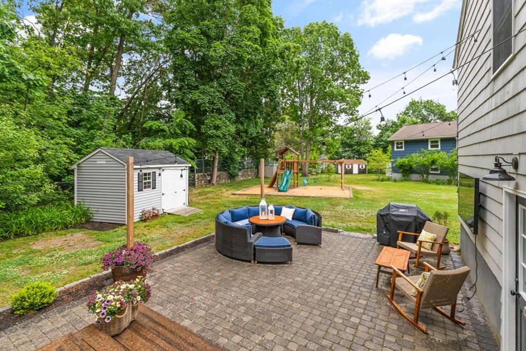 46 Putnam Road Reading, MA 01867 - Photo 42 of 42 Gallery Image 42