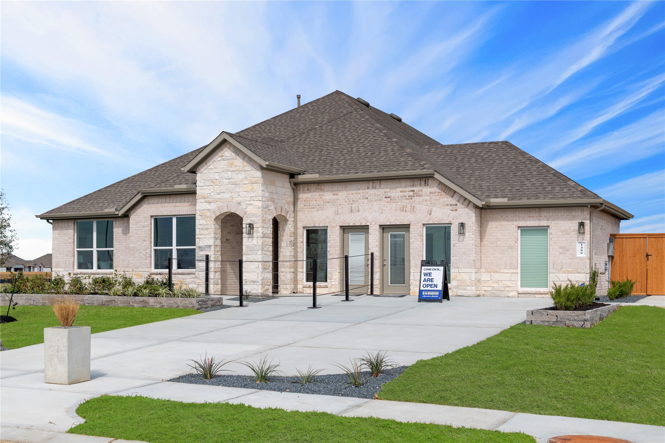 1480 Imperial Ranch Way Dayton, TX 77535 - Photo 2 of 35 Gallery Image 2