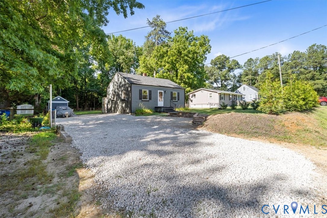 2459 Osborne Road Chester, VA 23831 - Photo 17 of 18
