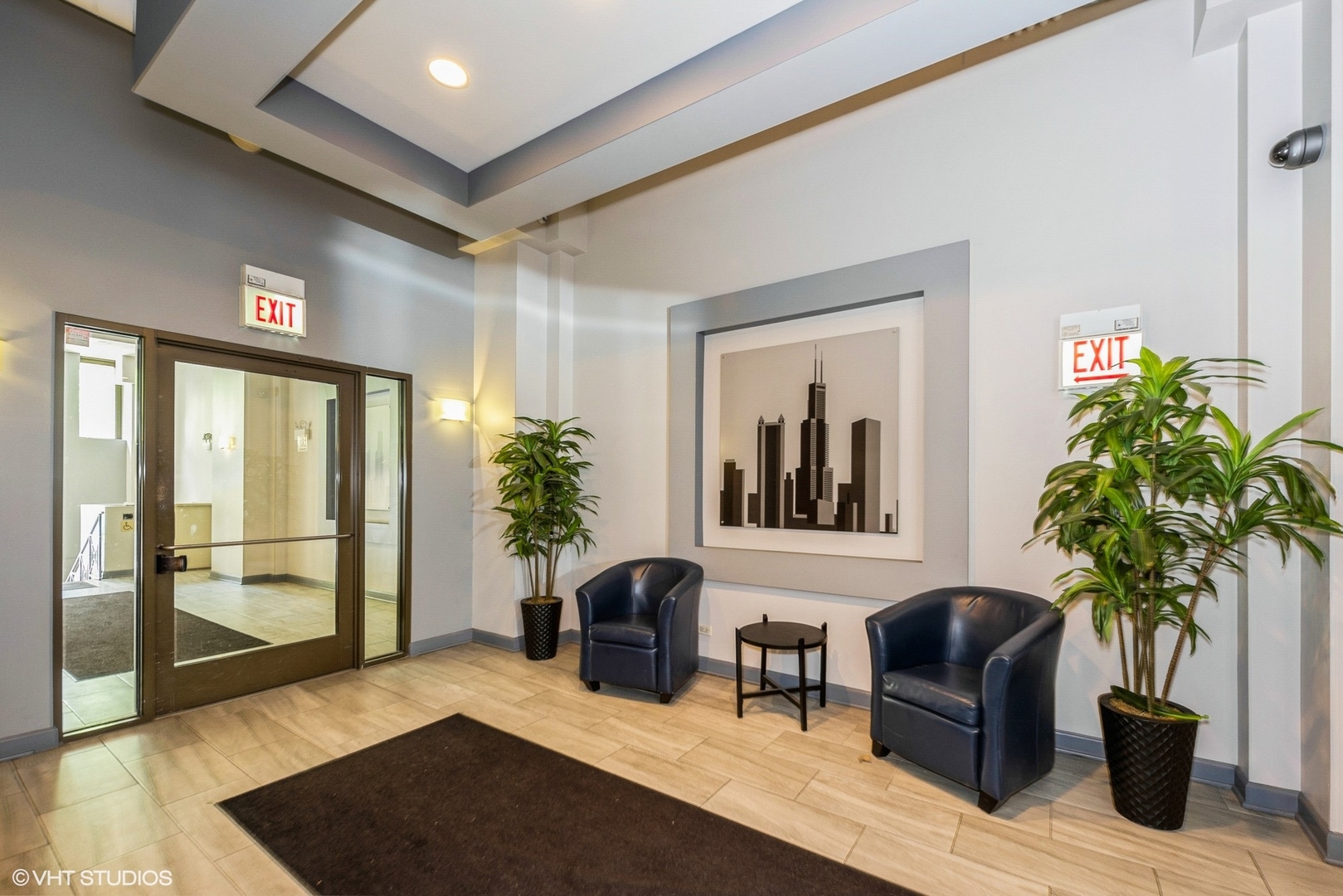 15 South Throop Street, Unit 402 Chicago, IL 60607 - Photo 2 of 11