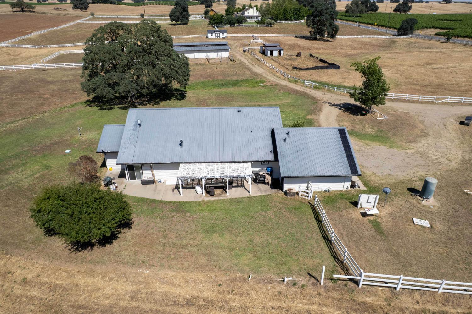 19255 Brandt Road Lodi, CA 95240 - Photo 13 of 58
