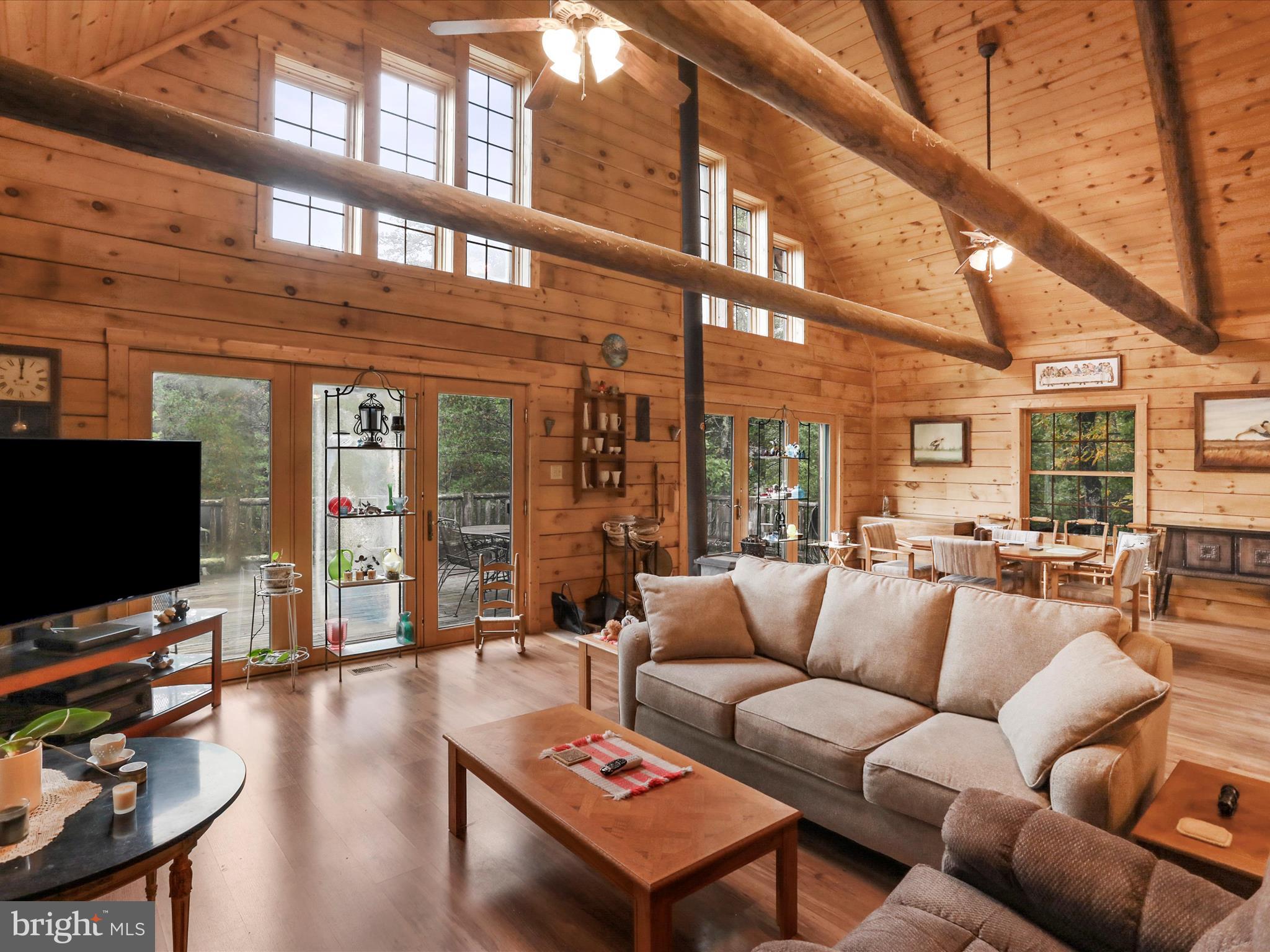 1027 Dry Run Road Fort Valley, VA 22652 - Photo 4 of 39 Gallery Image 4