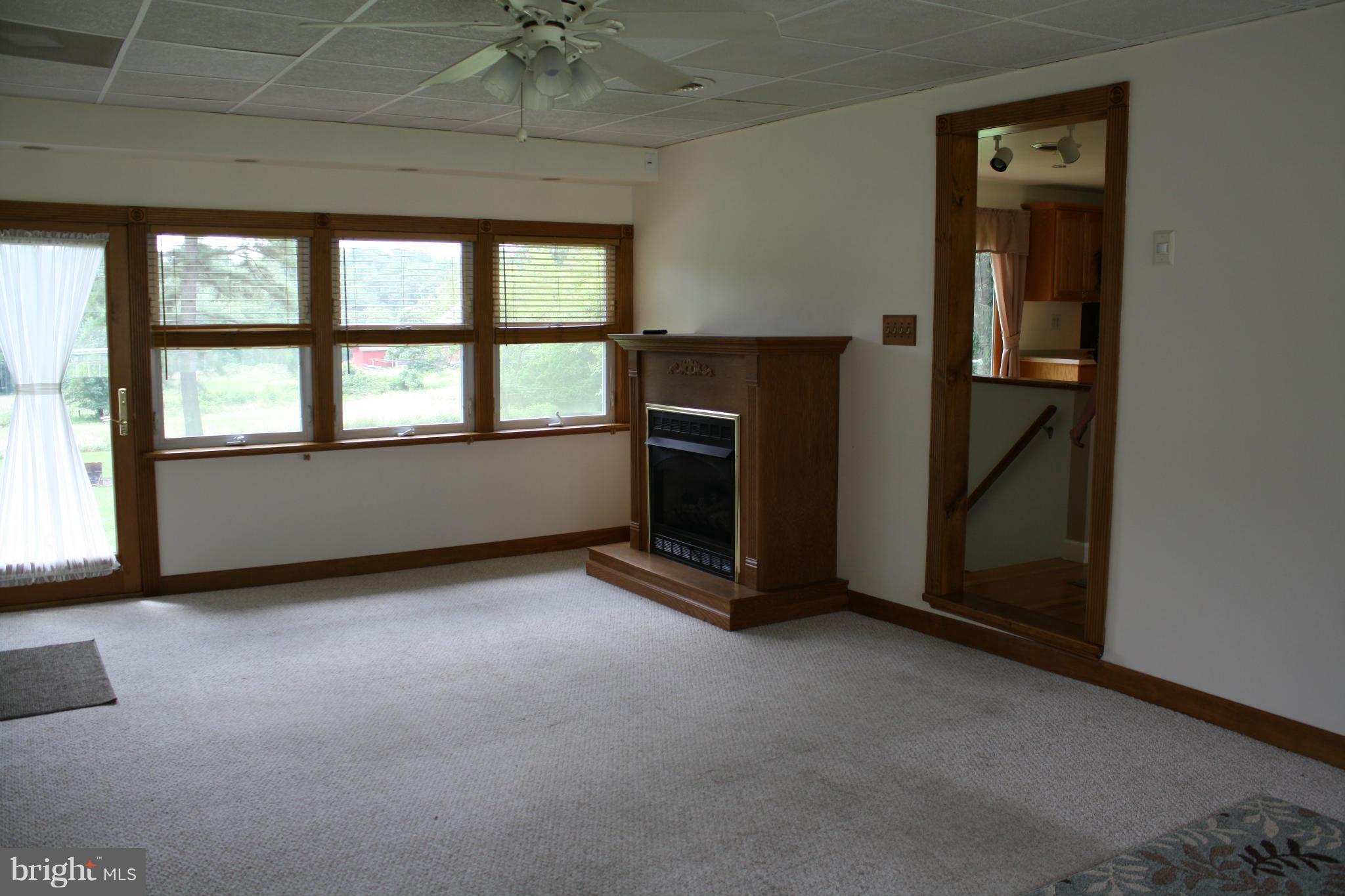 2517 Lincrest Road Joppa, MD 21085 - Photo 15 of 30 Family Room