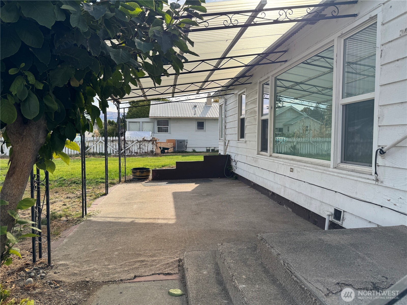 317 Ash Street South Omak, WA 98841 - Photo 33 of 36