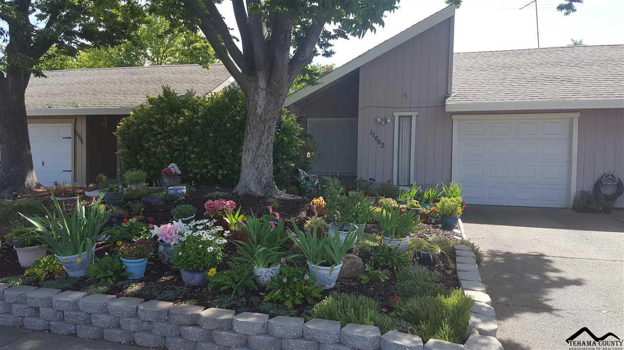 11040 Hillcrest Road, Unit 11040 HIRSCHFELD WAY RAN Rancho Cordova, CA 95670 - Photo 2 of 37