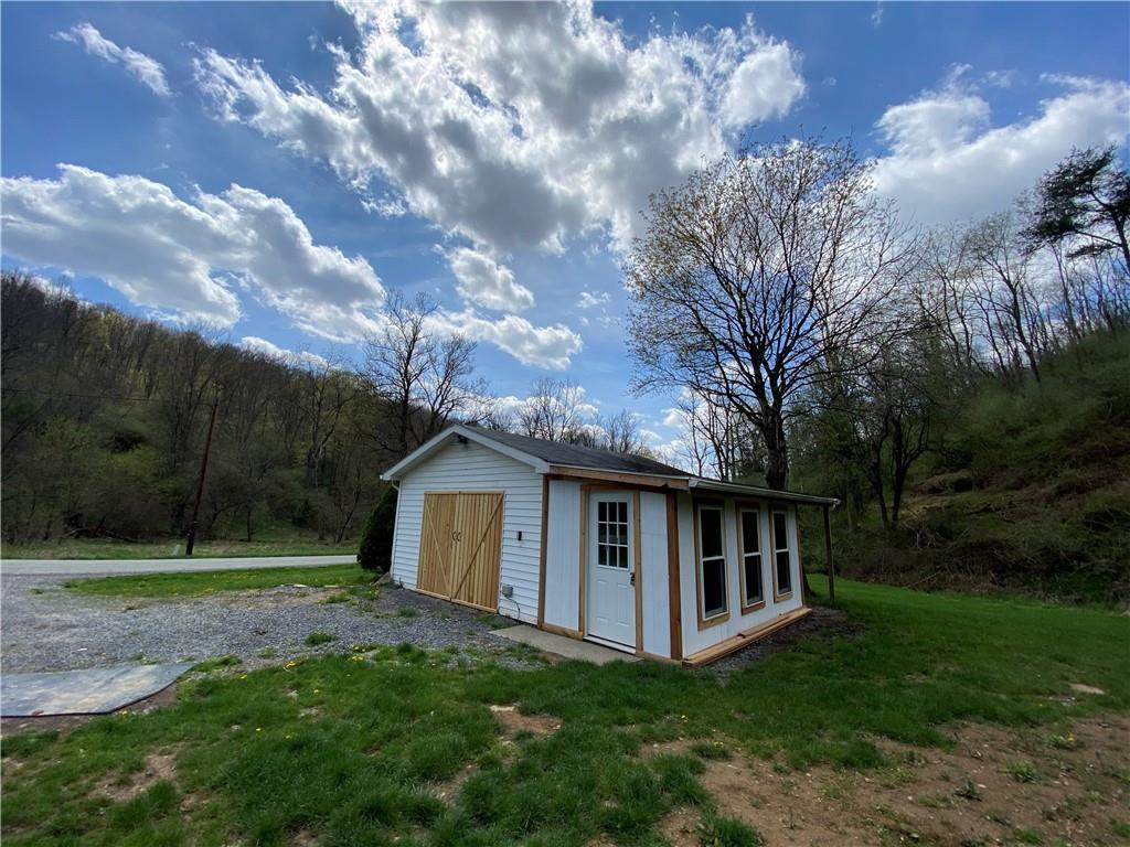 213 Hargus Creek Road Waynesburg, PA 15341 - Photo 4 of 19