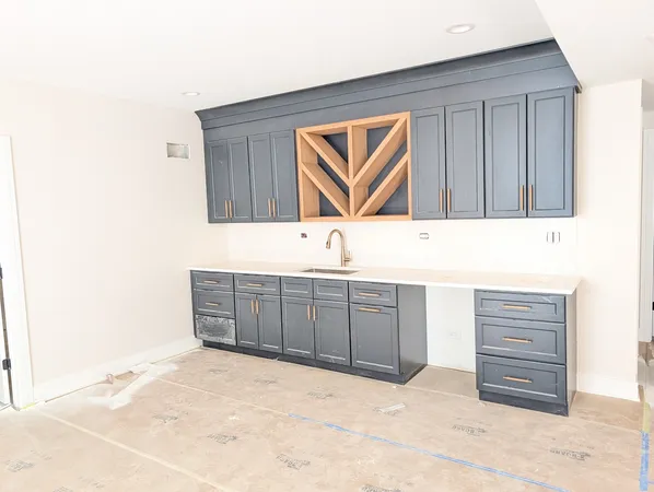 $2,099,900 | 120 Walnut Street, Elmhurst, IL 60126