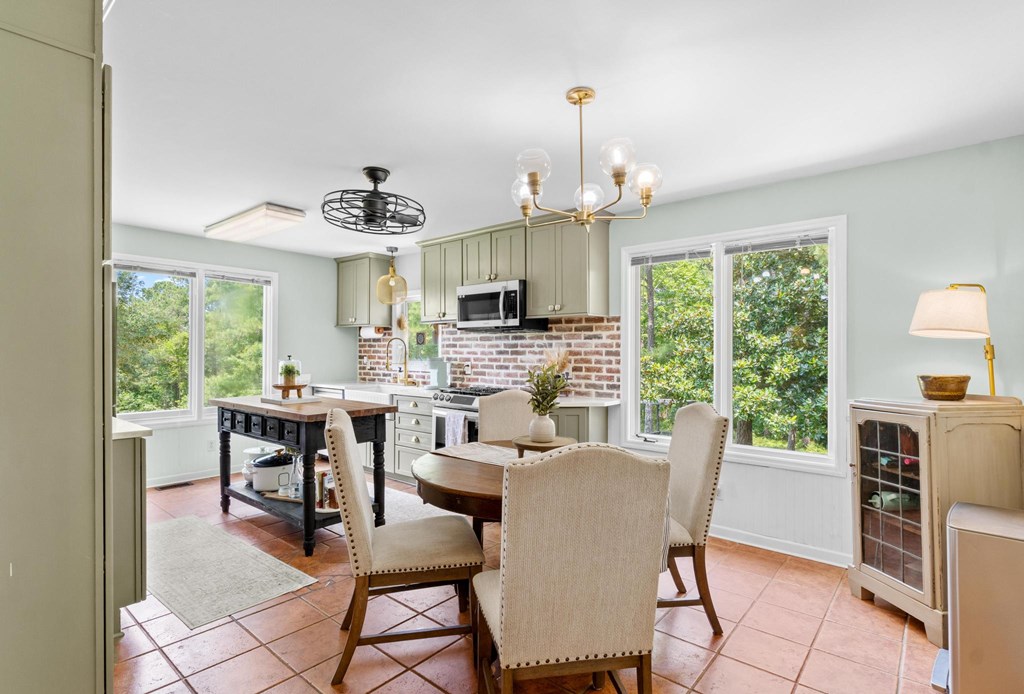 1219 Pebblebrook Road Woodbury, GA 30293 - Photo 10 of 56 Gallery Image 10