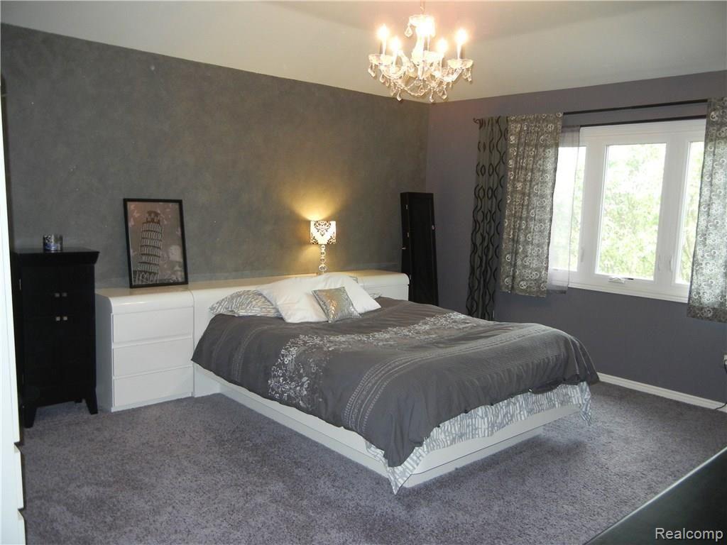 17959 Rocco Drive Macomb, MI 48044 - Photo 19 of 25 bed.JPG