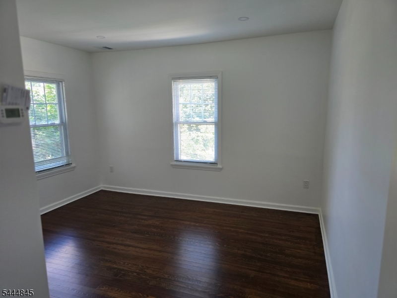 50 Elm Road Caldwell, NJ 07006 - Photo 10 of 20