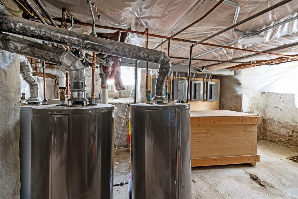 743 Rodman Street Fall River, MA 02721 - Photo 22 of 32