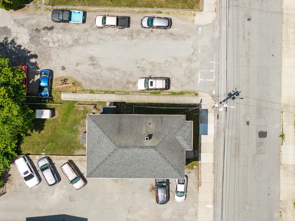 743 Rodman Street Fall River, MA 02721 - Photo 9 of 32