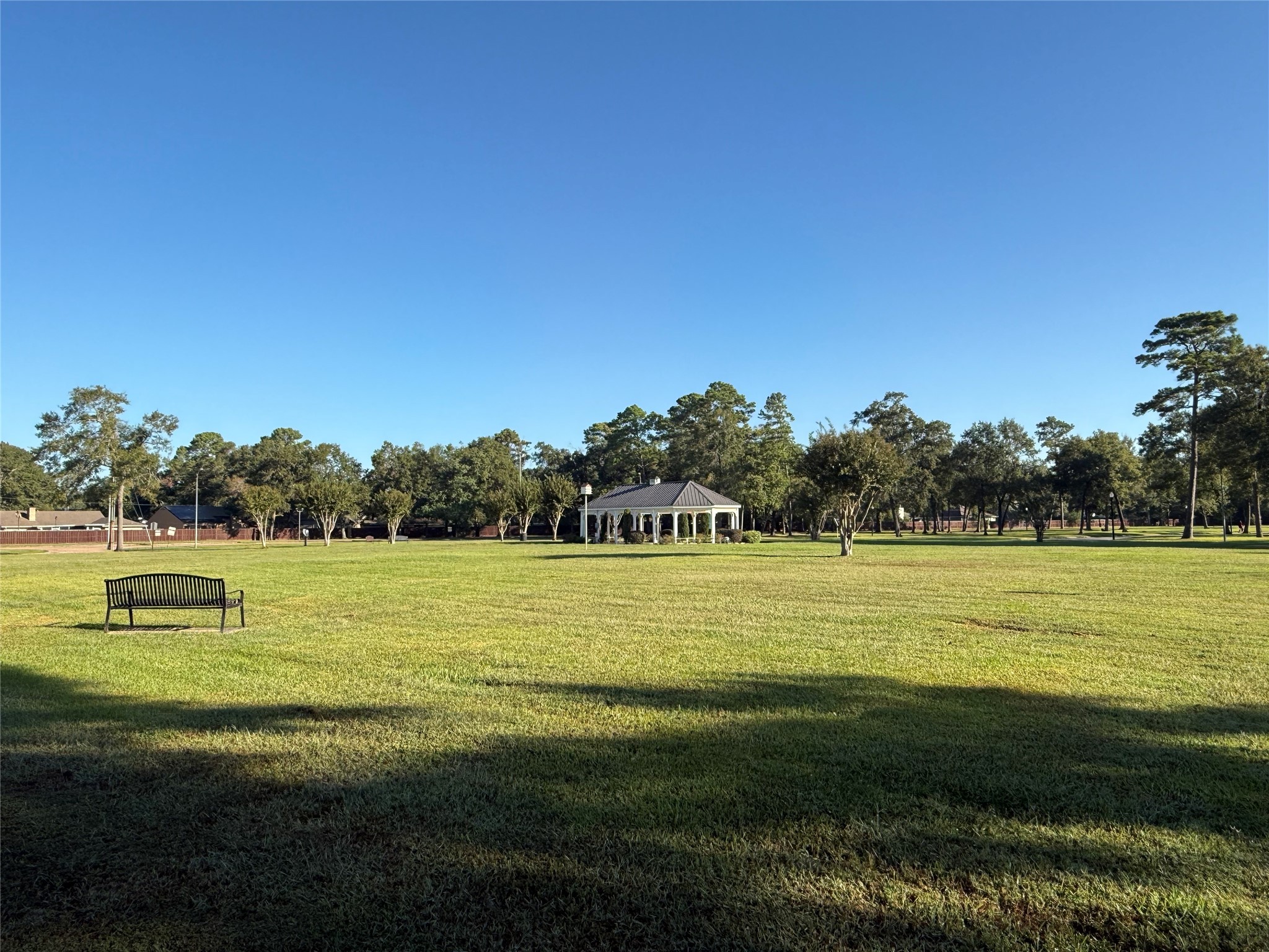 415 Binnacle Way Crosby, TX 77532 - Photo 45 of 50 a view of an ocean from a yard