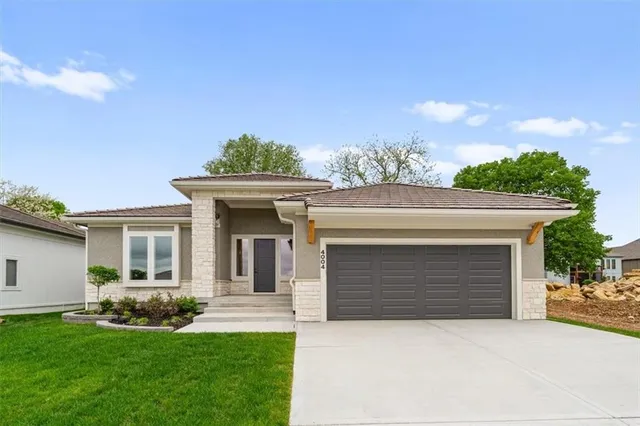 $614,850 | 4004 Northeast Independence Avenue, Lee's Summit, MO 64064