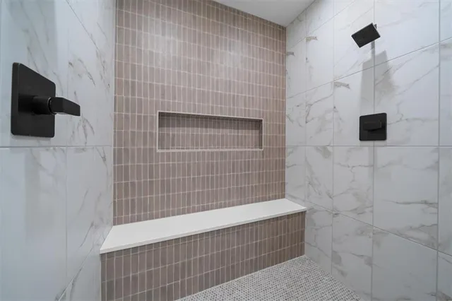 $614,850 | 4004 Northeast Independence Avenue, Lee's Summit, MO 64064