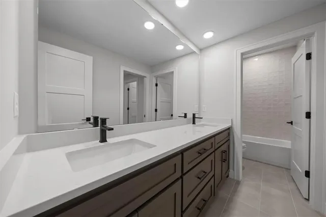 $614,850 | 4004 Northeast Independence Avenue, Lee's Summit, MO 64064