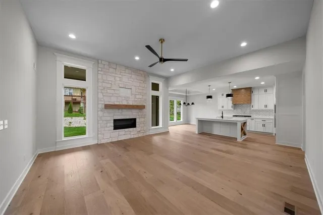 $614,850 | 4004 Northeast Independence Avenue, Lee's Summit, MO 64064