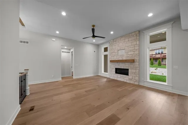 $614,850 | 4004 Northeast Independence Avenue, Lee's Summit, MO 64064