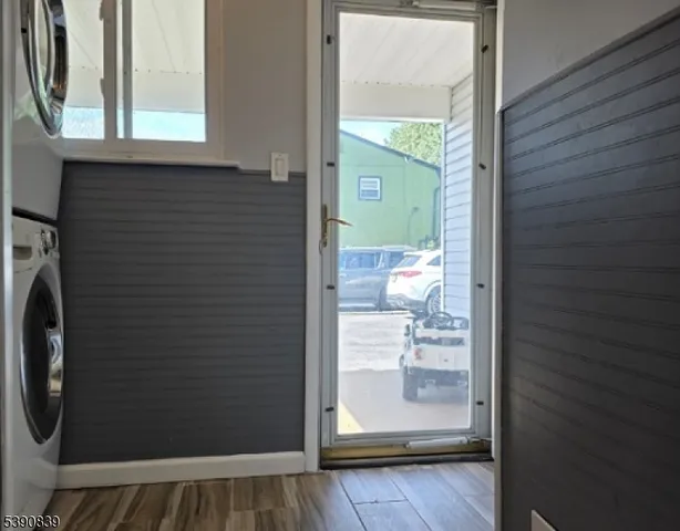 a view of walk in closet