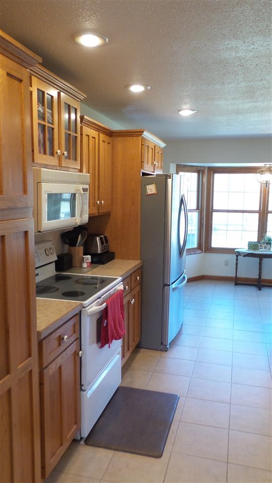 4282 Ridge Lane Washington, IN 47501 - Photo 5 of 20 Gallery Image 5