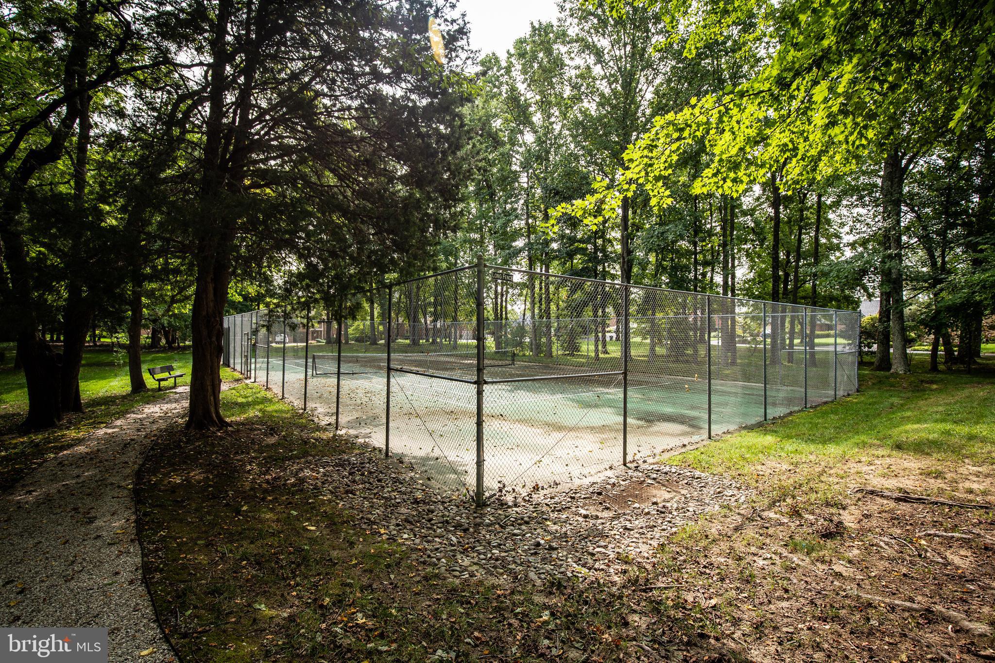 1010 South River Landing Road Edgewater, MD 21037 - Photo 5 of 46