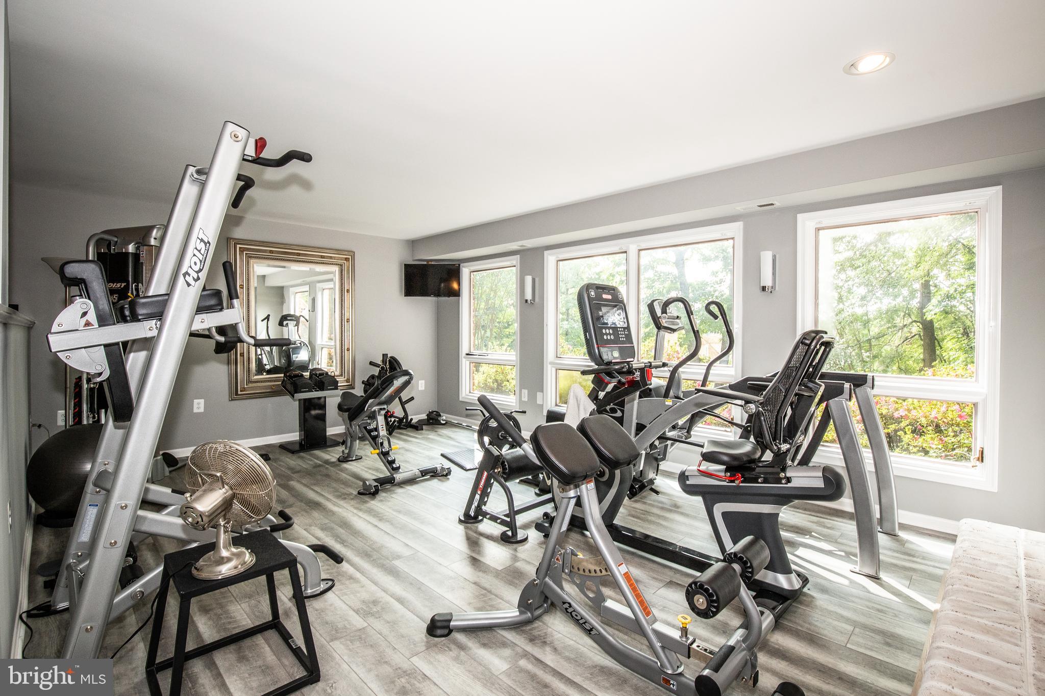 1010 South River Landing Road Edgewater, MD 21037 - Photo 8 of 46