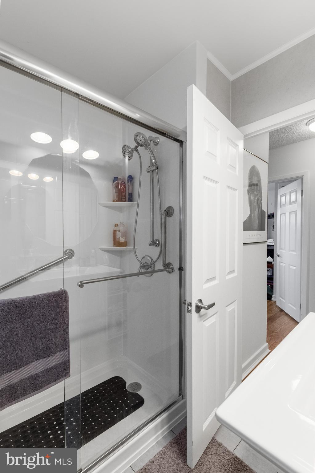 8112 Gilbert Street Philadelphia, PA 19150 - Photo 16 of 27 Gallery Image 16