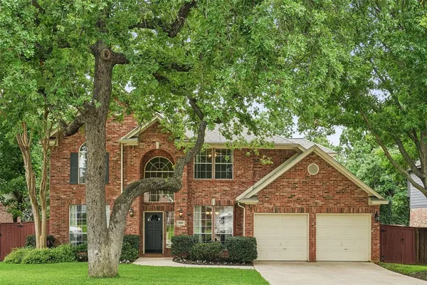 $664,000 | 2809 Stonehurst Drive, Grapevine, TX 76051