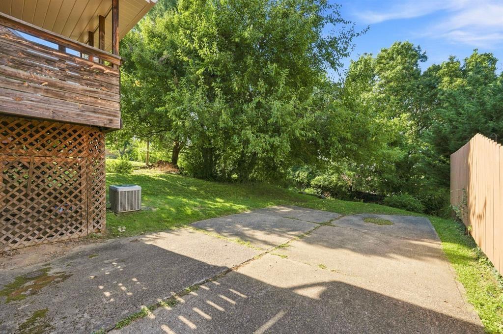 529 Old Farm Road Pittsburgh, PA 15234 - Photo 17 of 20 Gallery Image 17