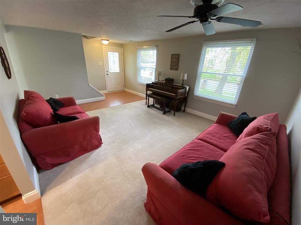 8632 Manorfield Road Nottingham, MD 21236 - Photo 3 of 25 Gallery Image 3