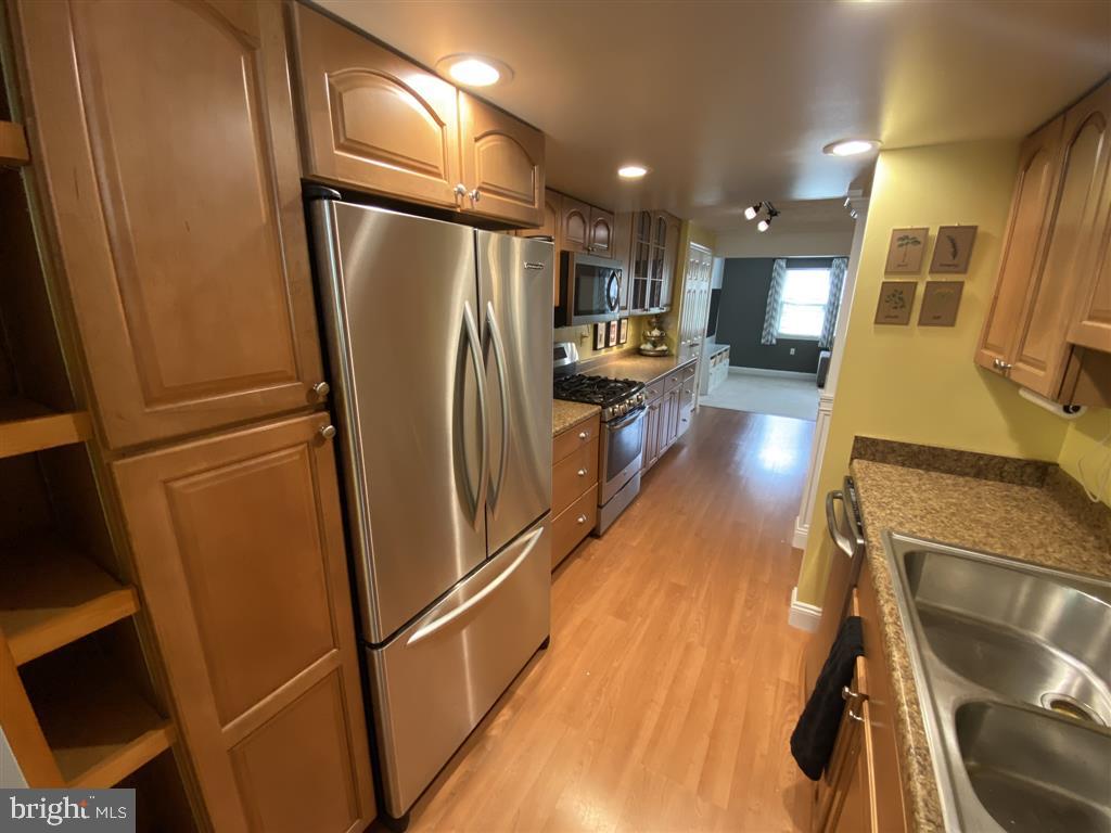 8632 Manorfield Road Nottingham, MD 21236 - Photo 6 of 25 Gallery Image 6