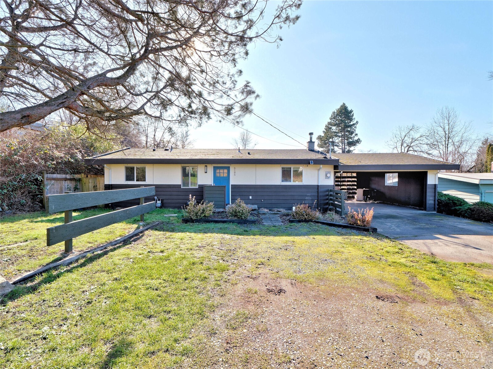 6105 South 124th Street Seattle, WA 98178 - Photo 1 of 25